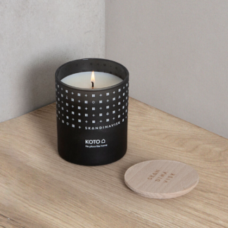 Skandinavisk Scented Candle 200g/50hrs KOTO