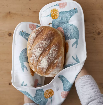 Thornback & Peel Chicken & Carnation Oven Glove