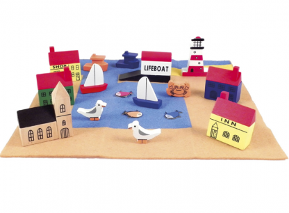 Apples to Pears - Fishing Port in a Tin - Image 2