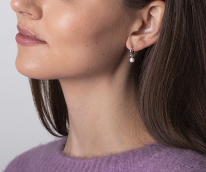 Claudia Bradby Dreamcatcher Simple Pearl Hoop Earrings