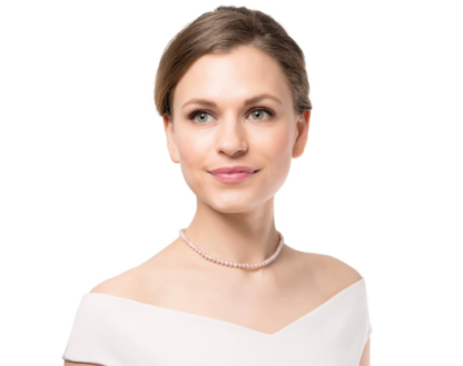 Claudia Bradby White Button Pearl Choker