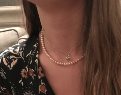 Claudia Bradby White Button Pearl Choker - Image 3