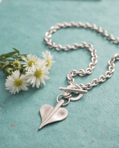 Danon Leaf of Love T-Bar Necklace (N5105S)