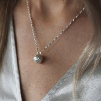 Tutti & Co Orb Necklace Silver NE513S