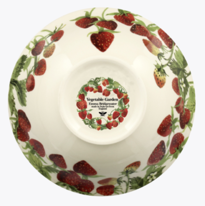 Emma Bridgewater Vegetable Garden Strawberries Medium Serving Bowl - Image 3