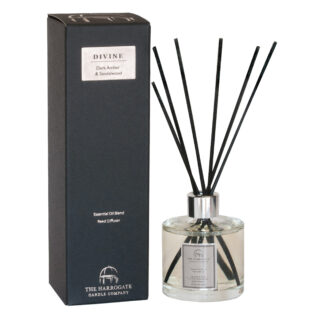 Harrogate Candle DIVINE DARK AMBER & SANDALWOOD REED DIFFUSER