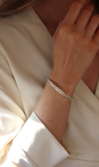 Tutti & Co Pearl Enamel Bangle Silver O