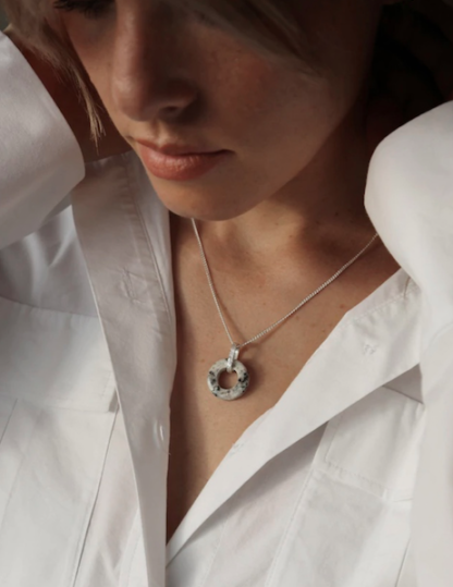 Tutti & Co Quartz Pendant Necklace Silver O - Image 2