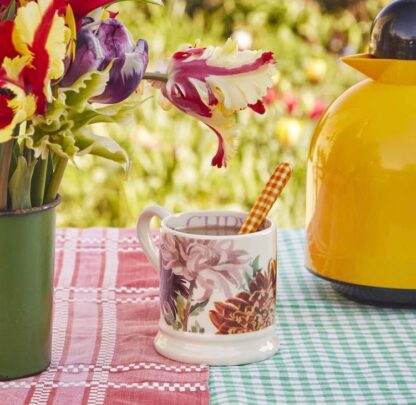 Emma Bridgewater Chrysanthemum 1/2 Pint Mug (2022) - Image 3