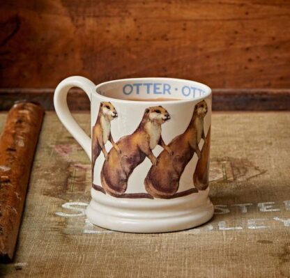 Emma Bridgewater Small Creatures Otter 1/2 Pint Mug - Image 2