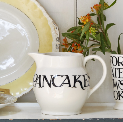 Emma Bridgewater Black Toast Pancakes 1 1/2 Pint Jug - Image 2