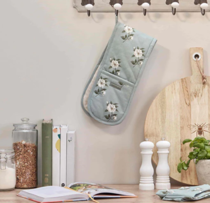 Sophie Allport Rose Double Oven Glove - Image 3
