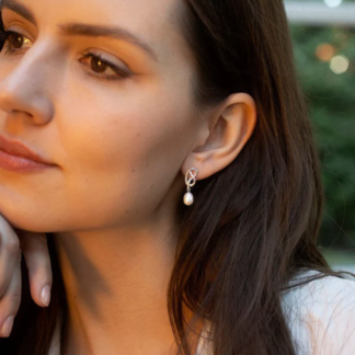 Claudia Bradby Medium Love Knot Pearl Drop Earring Silver