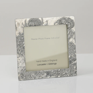 Lancaster & Gibbings Chrysanthemum Frame 3.5" x 3.5"
