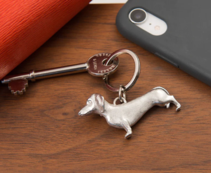 Lancaster & Gibbings Pewter Key Ring Dachshund - Image 2