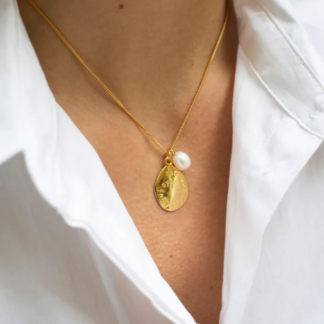 Claudia Bradby The World is Your Oyster Gold Necklace