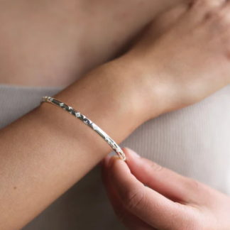 Tutti & Co Luck Bangle Silver (BR617S)