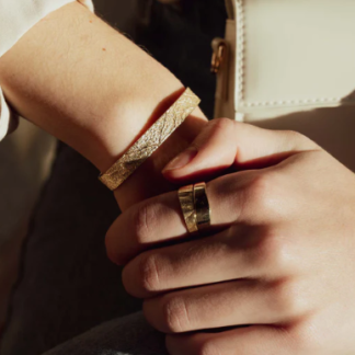 Tutti & Co Breathe Bangle Gold (BR490G)