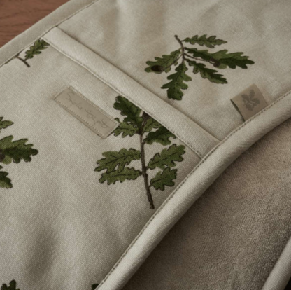Sophie Allport Acorn & Oak Leaves Double Oven Glove - Image 3
