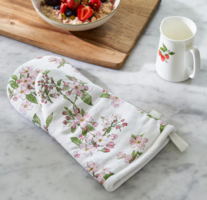 Sophie Allport Blossom Oven Mitt
