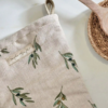 Sophie Allport Olive Linen Oven Mitt - Image 2