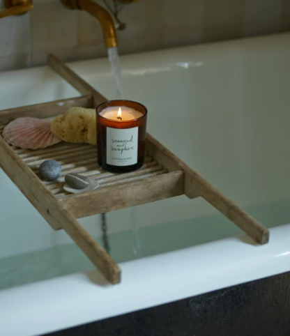 Plum and Ashby Seaweed and Samphire Candle 220g - Image 4