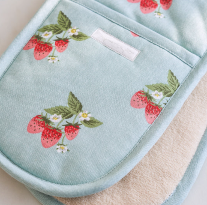 Sophie Allport at Gifted Boston Spa - Strawberries Blue Double Oven Glove