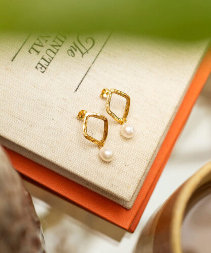 Claudia Bradby Thalassa Ripple Stud Earrings Gold - Image 3