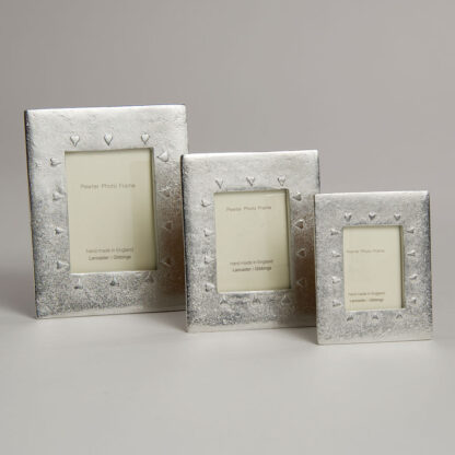 Lancaster & Gibbings Pewter HEARTS MINI PHOTO FRAME (SMALL) - Image 2