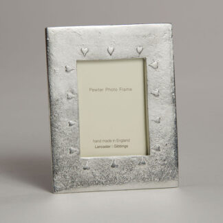 Lancaster & Gibbings Pewter HEARTS MINI PHOTO FRAME (LARGE)