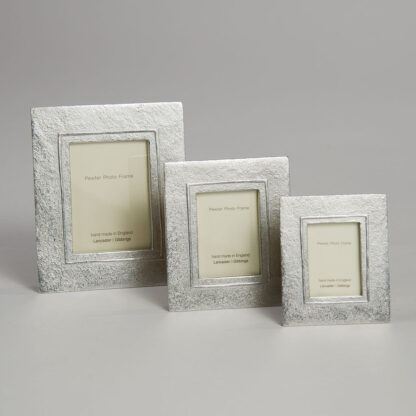 Lancaster & Gibbings Pewter RAISED LINE MINI PHOTO FRAME (SMALL) - Image 2