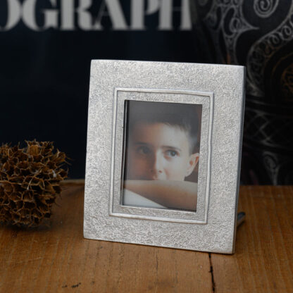 Lancaster & Gibbings Pewter RAISED LINE MINI PHOTO FRAME (SMALL) - Image 3