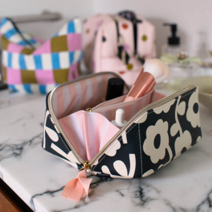 Caroline Gardener Mono Floral Flat Lay Cosmetic Bag - Image 2