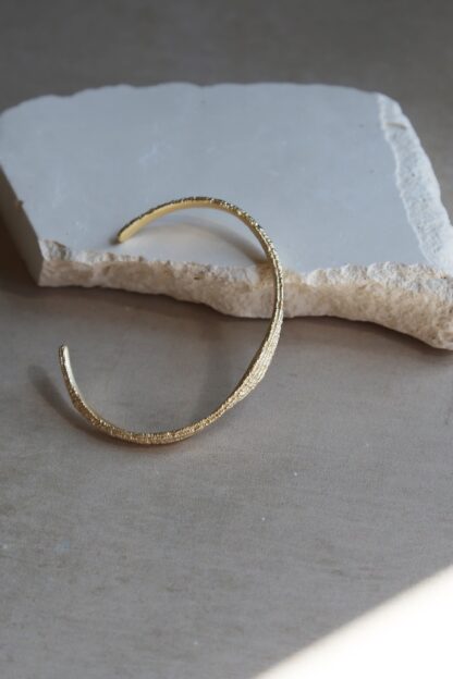 Tutti & Co Ravine Bangle Gold