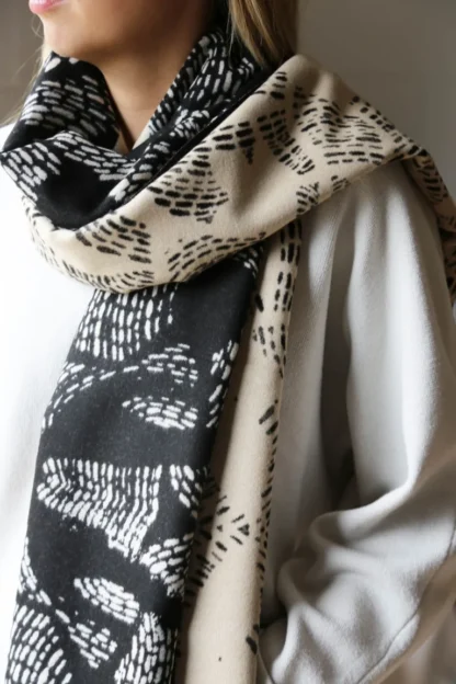 Tutti & Co Behold Scarf (S399)