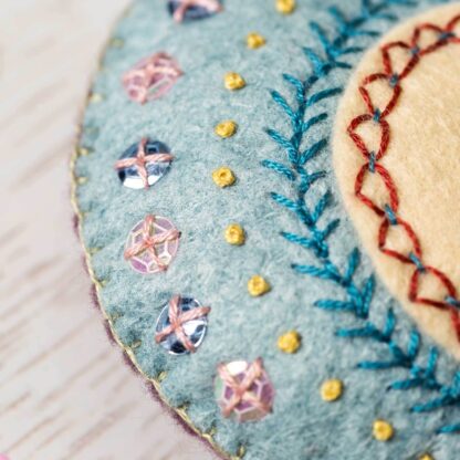 Corinne Lapierre Wool Mix Felt Craft Kit Embroidered Heart - Image 2