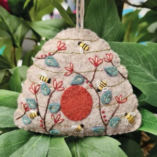 Corinne Lapierre at Gifted Boston Spa - Felt Sewing Kit - Beehive Front
