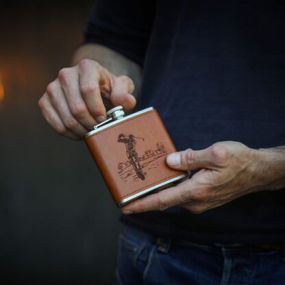 Selbrae House Golf Hip Flask - Image 4