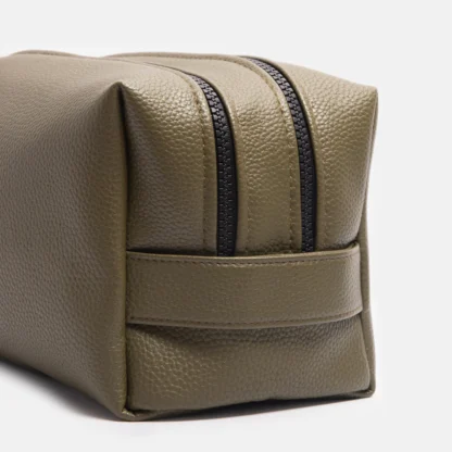 Caroline Gardener Large Travel Wash Bag - Image 5