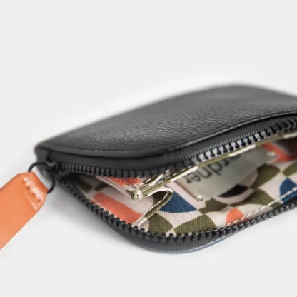 Caroline Gardener Large Travel Wash Bag - Image 2