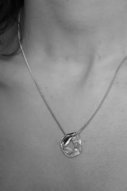 Tutti & Co Motion Necklace Silver - Image 2