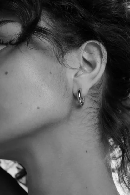 Tutti at Gifted Boston Spa - Earring Silver - Shade Medium