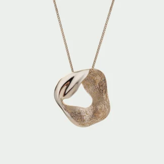 Tutti at Gifted Boston Spa - Necklace Gold - Wave