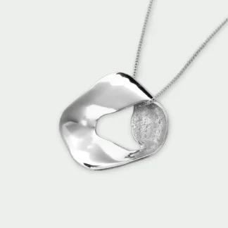 Tutti at Gifted Boston Spa - Necklace Silver - Wave
