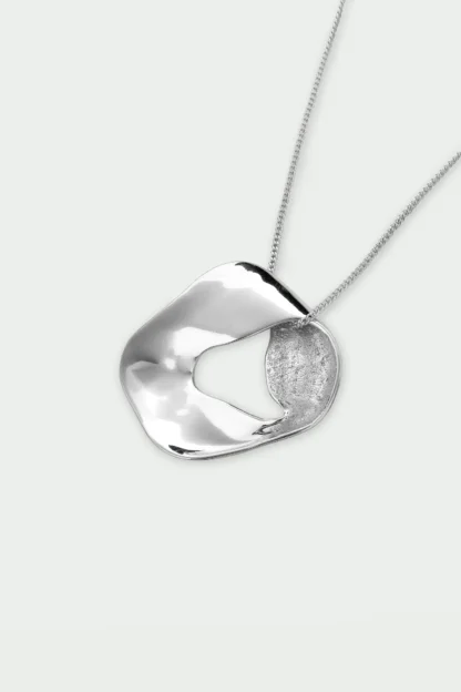 Tutti at Gifted Boston Spa - Necklace Silver - Wave
