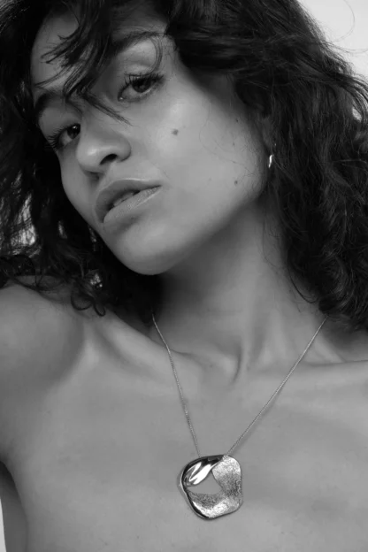 Tutti & Co Wave Necklace Silver - Image 3