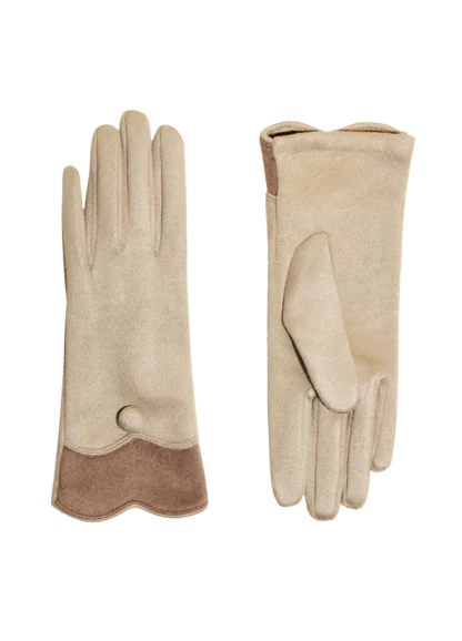 Powder at Gifted Boston Spa - Pandora Glove Cream