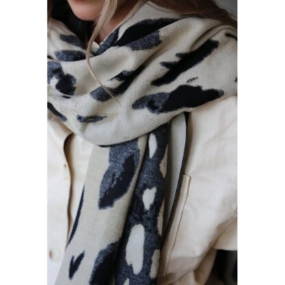 Tutti & Co Animal Scarf (S255) - Image 3