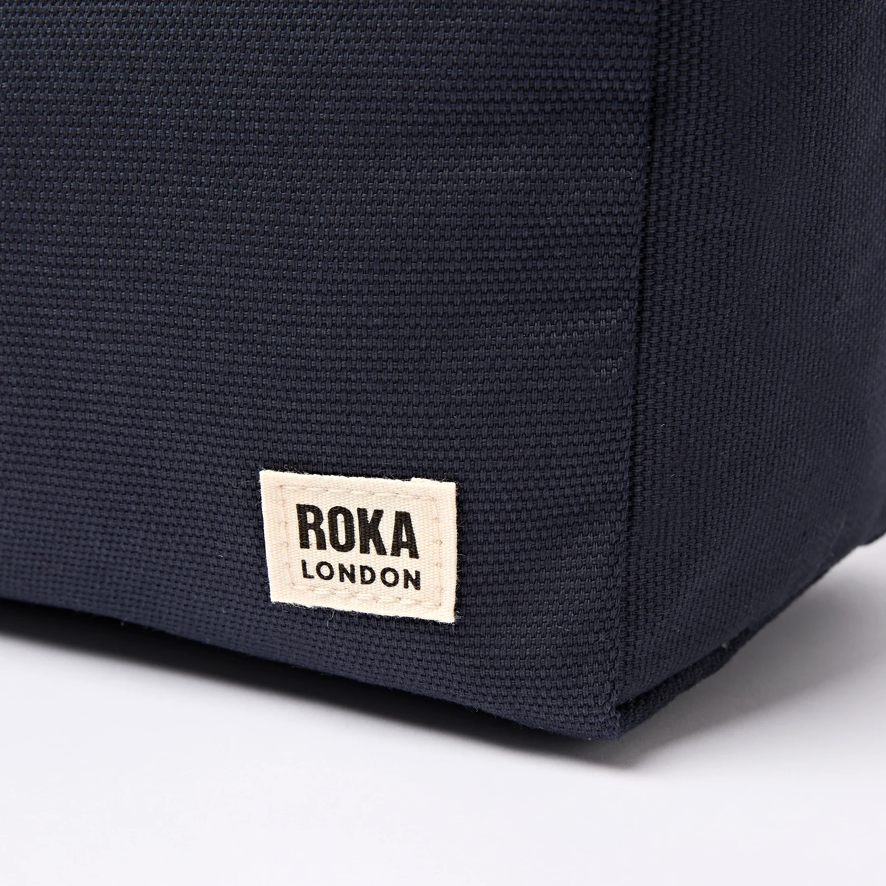 Roka Mayfair Wash Bag in Smoke Cotton Canvas - Image 9