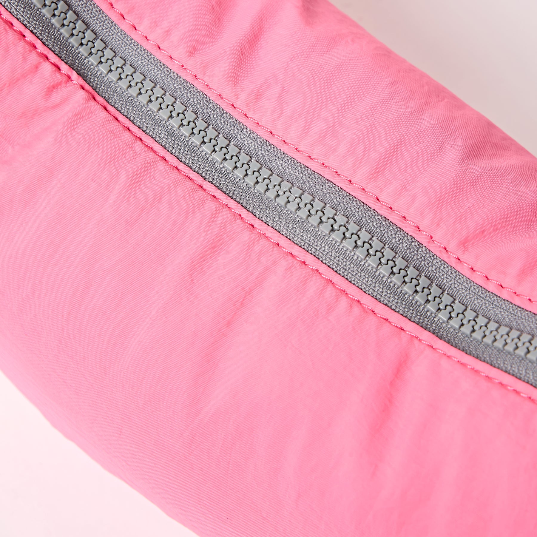Roka Farringdon Taslon Bag Pink Lemonade - Image 7